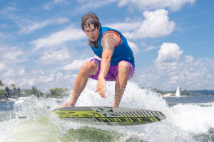 663f200f surfer 31